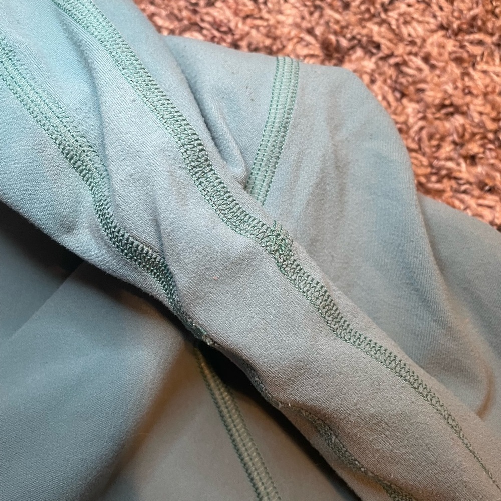 Lululemon aligns - Picture 4 of 5